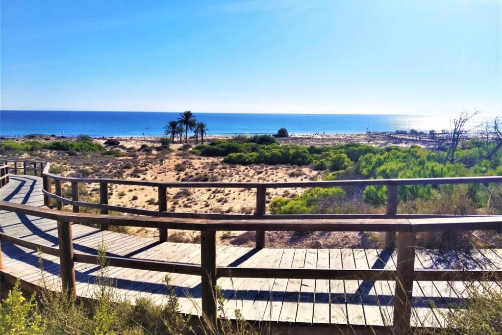 Montefaro Spacious Townhouse - Beach & Pool 산타 폴라 외부 사진