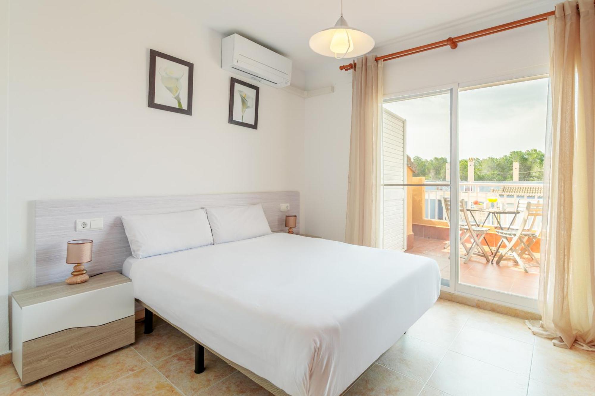 Montefaro Spacious Townhouse - Beach & Pool 산타 폴라 외부 사진