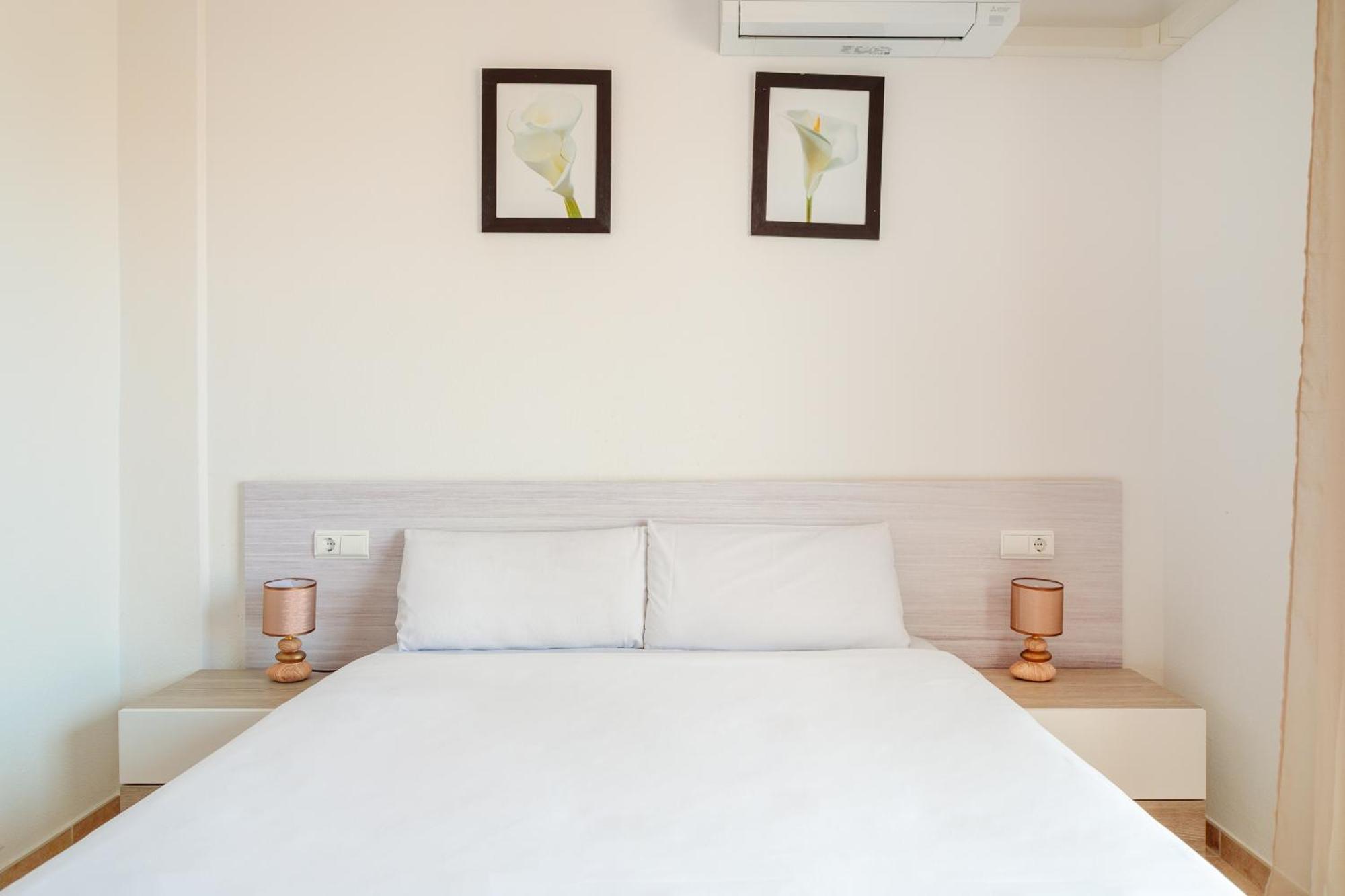 Montefaro Spacious Townhouse - Beach & Pool 산타 폴라 외부 사진